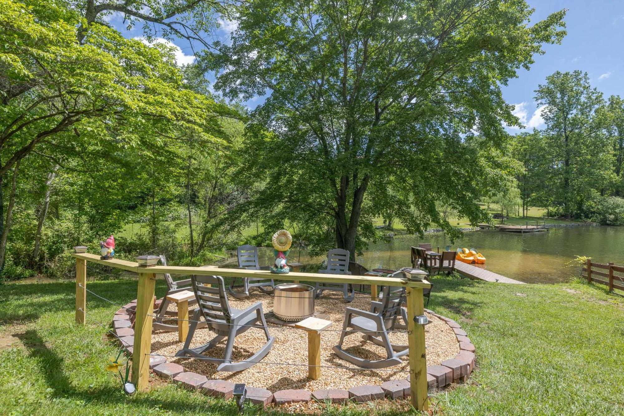 Waterfront Cabin 20 Mins To National Park & Massanutten! Stanardsville Exterior photo